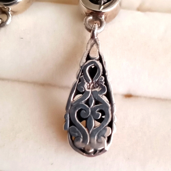 BALI LEGACY SILVER SHUNGITE EARRINGS WITH DRAGONFLY - Picture 2 of 5